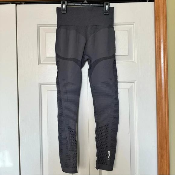 Echt Gray Arise Prime Seamless Leggings - Picture 3 of 5